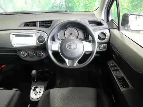 Toyota Yaris (Vitz)