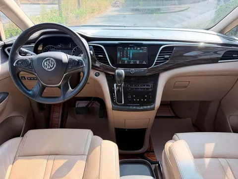 Buick GL8