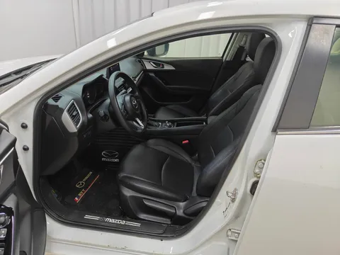 Mazda Mazda 3