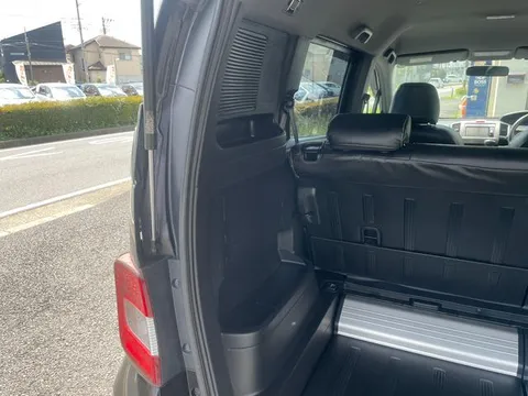 Honda Freed Spike