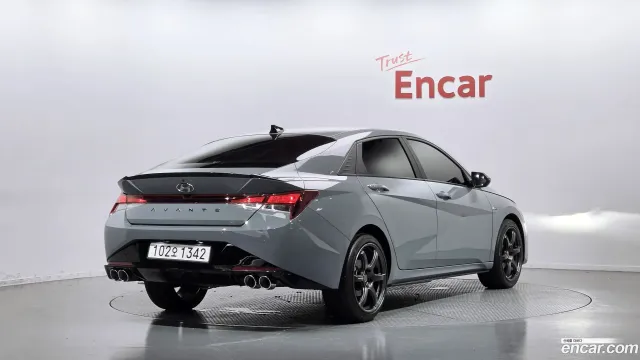 Hyundai Elantra (Avante)