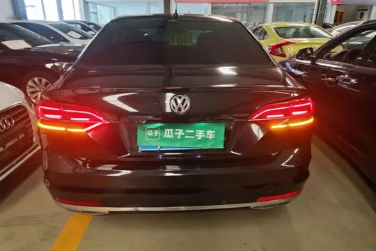 Volkswagen Phideon