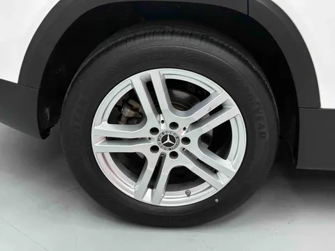 Mercedes-Benz Mercedes-Benz GLB