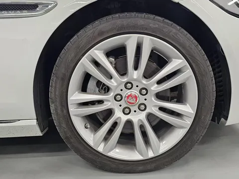 Jaguar XEL