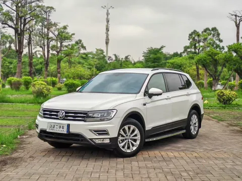 Volkswagen Tiguan L