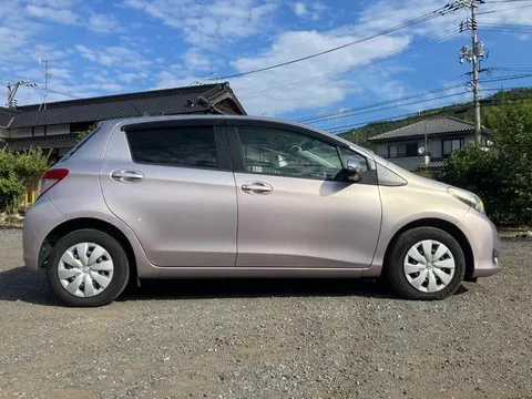 Toyota Yaris (Vitz)
