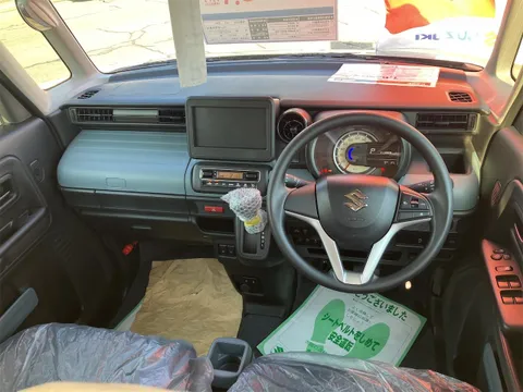Suzuki Spacia Base