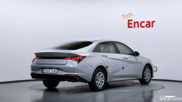Hyundai Elantra (Avante)