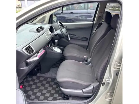 Subaru R2