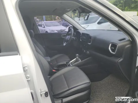 Hyundai Venue