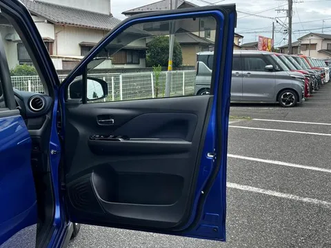 Mitsubishi eK X