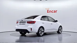 Kia Cerato (Forte)