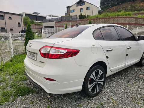 Renault SM3