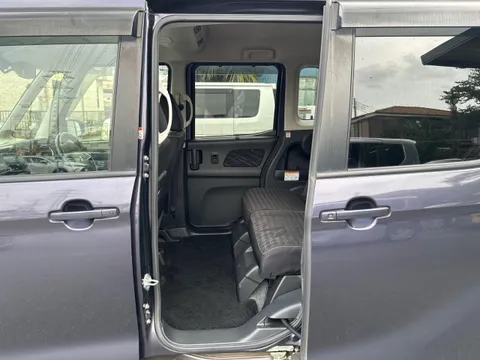 Mitsubishi eK Space Custom