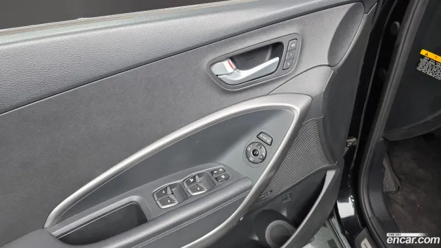 Hyundai Grand Santa Fe (Maxcruz)