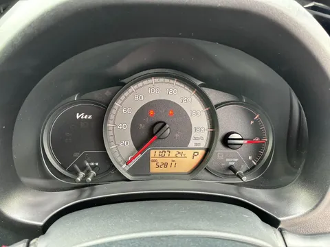 Toyota Yaris (Vitz)