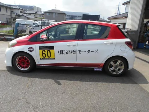 Toyota Yaris (Vitz)
