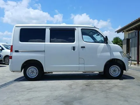 Toyota TownAce Van