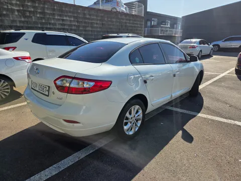 Renault SM3