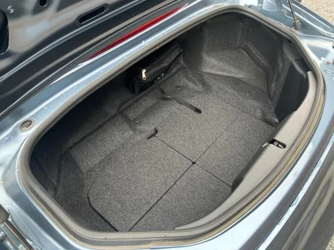 Mazda MX-5 (Roadster)