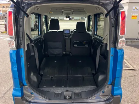Suzuki Spacia Gear