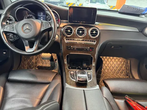 Mercedes-Benz Mercedes-Benz GLC