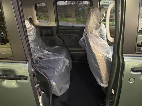 Mitsubishi Delica Mini