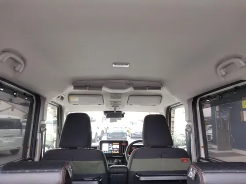 Suzuki Spacia Gear