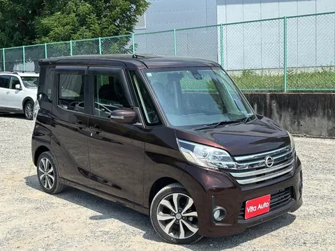Nissan Dayz Roox