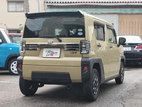Daihatsu Taft
