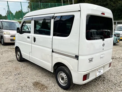 Nissan Clipper