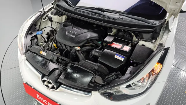 Hyundai Elantra (Avante)
