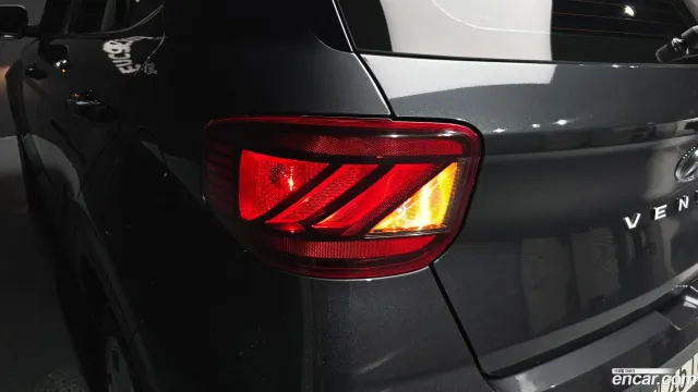 Hyundai Venue
