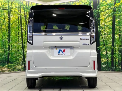 Suzuki Spacia Custom