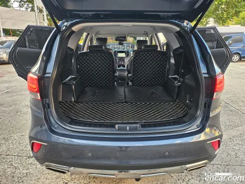 Hyundai Grand Santa Fe (Maxcruz)