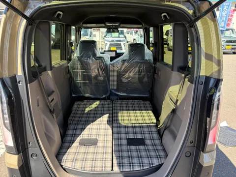 Honda N-BOX Joy