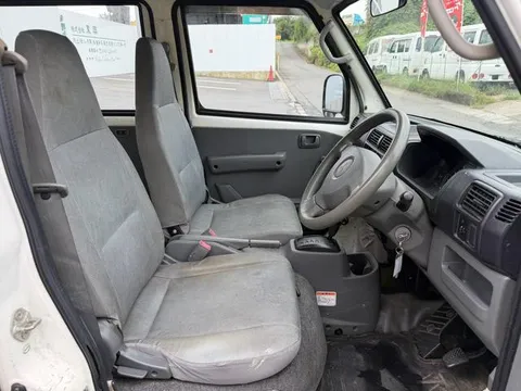 Mitsubishi Minicab Van