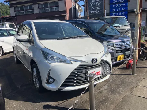 Toyota Yaris (Vitz)