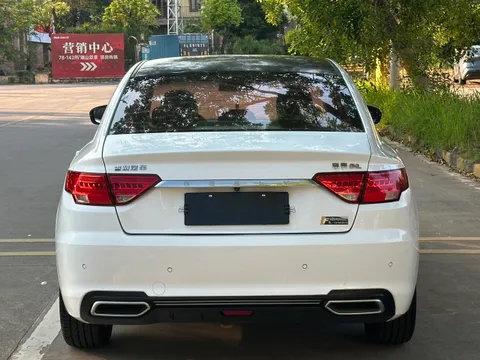 Geely Emgrand GL