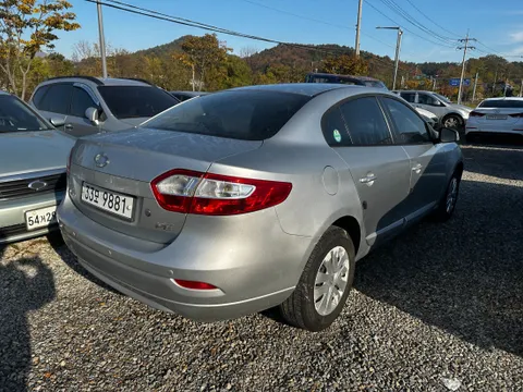 Renault SM3