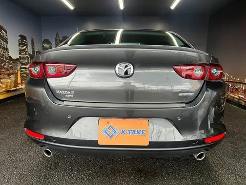 Mazda MAZDA3 Sedan