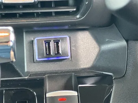 Mitsubishi eK X Space