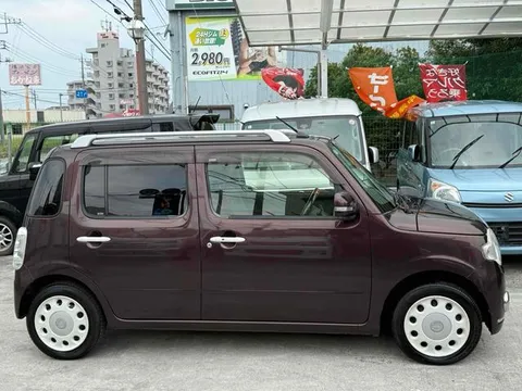 Daihatsu Mira Cocoa