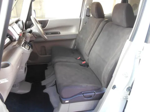 Honda N-BOX Slash