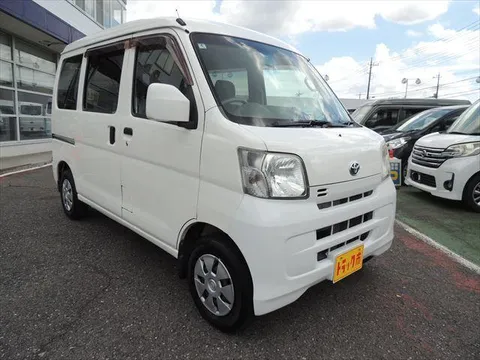 Toyota Pixis Van