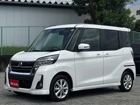 Nissan Dayz Roox