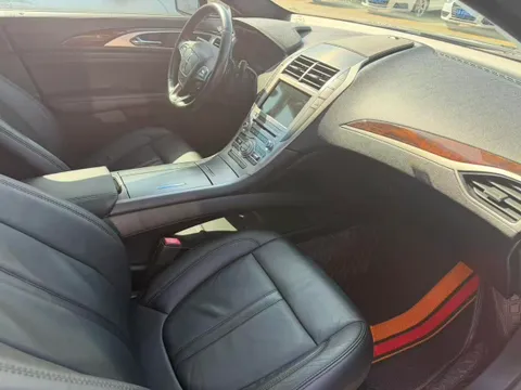 Lincoln MKZ