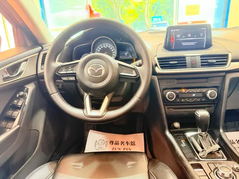 Mazda Mazda 3