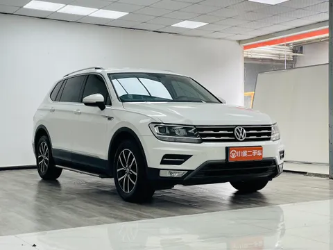 Volkswagen Tiguan L