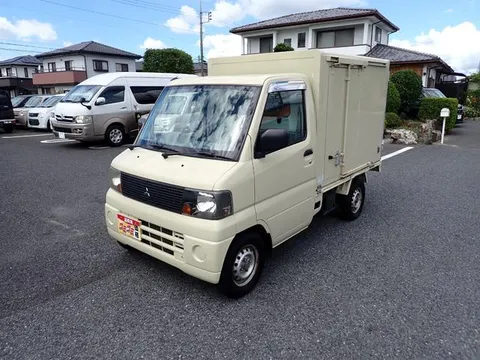 Mitsubishi Minicab Truck